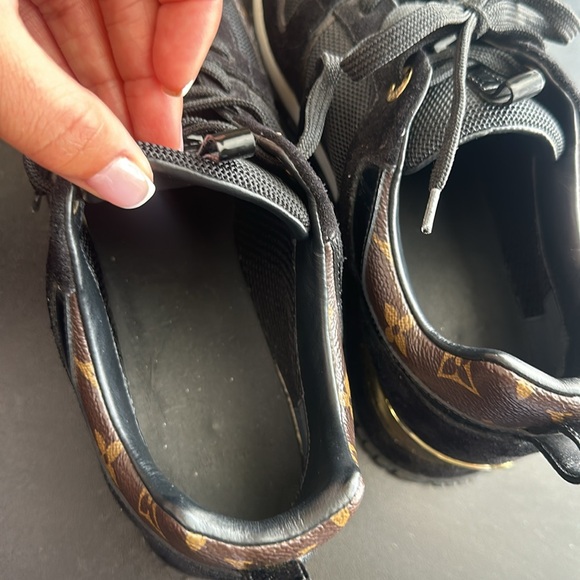 Run Away Louis Vuitton woman’s size 39 - Picture 3 of 9